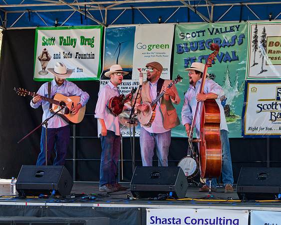 SNAP JACKSON AND THE KNOCK ON WOOD PLAYERS