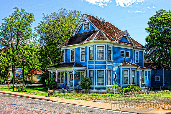 #189 - YREKA VICTORIAN-T (1:1.5)