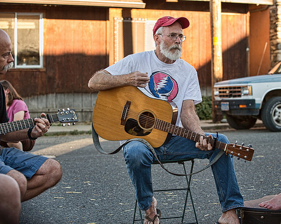 JAMMIN' ON MAIN