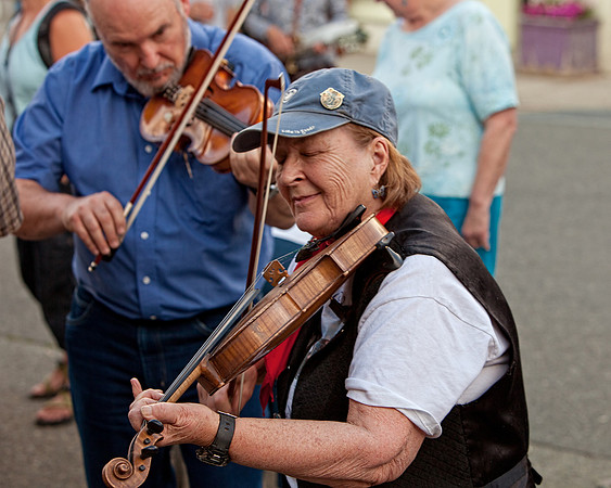 JAMMIN' ON MAIN