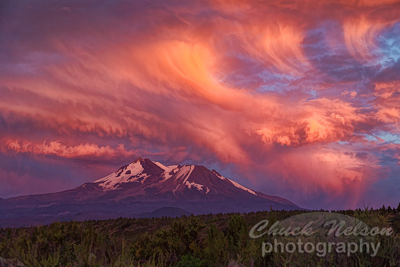 #562B - MT SHASTA SUNSET PAINTERLY TD-S (1:1.5)