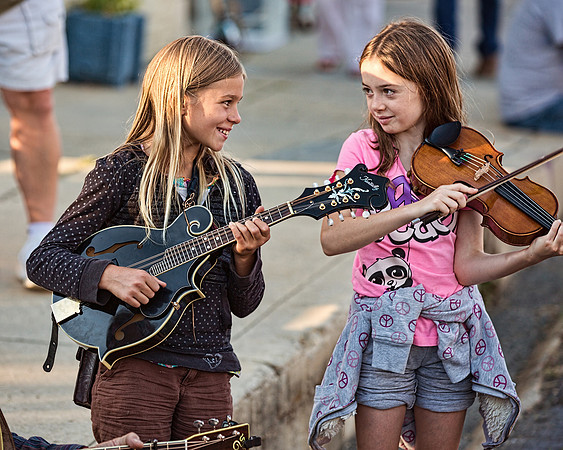 JAMMIN' ON MAIN