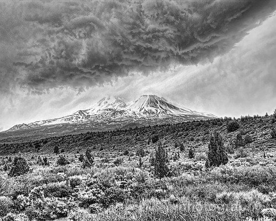 512B - MT SHASTA WITH STORM CLOUDS HDR TADBC (1:1.25)