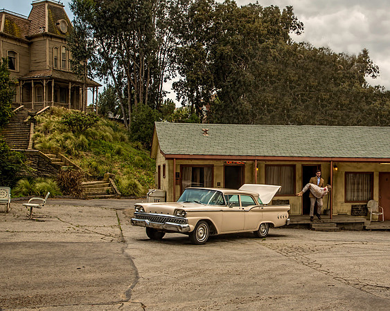 1E3A1280 BATES MOTEL