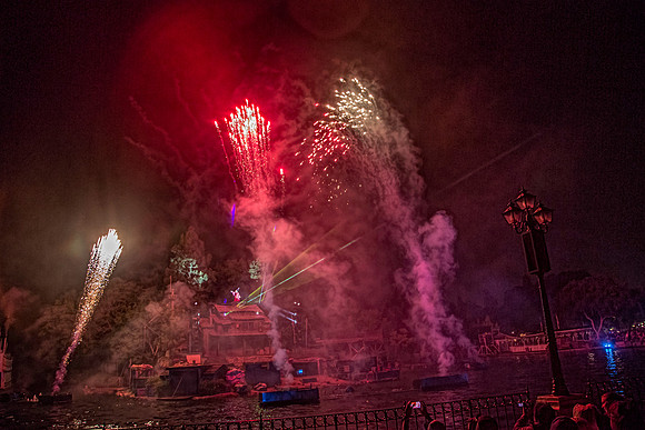 1E3A1371 DISNEYLAND