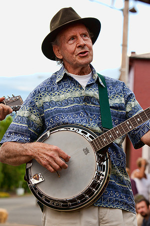 JAMMIN' ON MAIN
