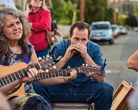 JAMMIN' ON MAIN