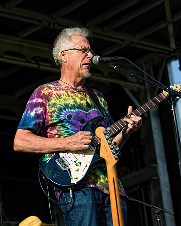 1E3A5018 THE DEADY BEARS BAND - HOY PARK - Copy