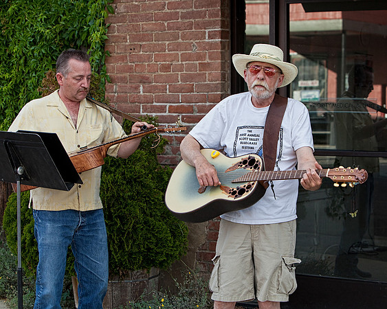 JAMMIN' ON MAIN