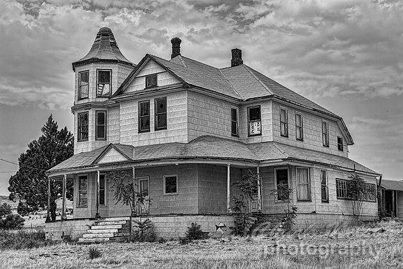#619B - ABANDONED HOUSE TDBW (1:1.5)