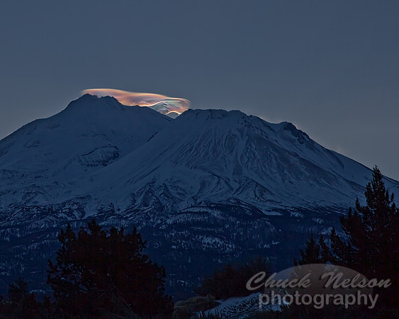 #417A - MOUNT SHASTA WITH GLOWING CLOUD (1:1.25)