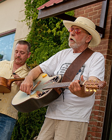 JAMMIN' ON MAIN