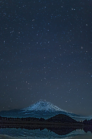 1E3A4922-MT SHASTA BY STARLIGHT