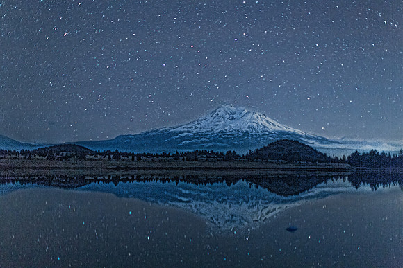 1E3A4925-MT SHASTA BY STARLIGHT 50mm f1