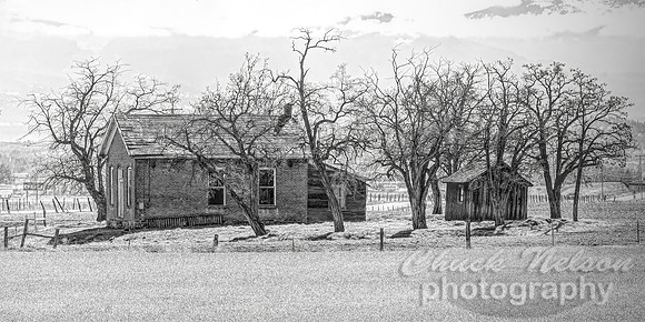 #697C - ABANDONED HOUSE BW4C (1:2)