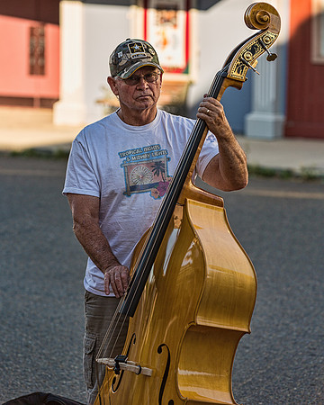 JAMMIN' ON MAIN