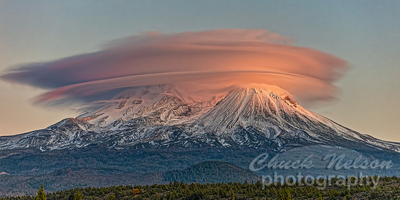 #729B - MT SHASTA WITH SUNSET LENTICULAR (10X20)