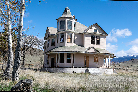 #758A - ABANDONED FARM HOUSE (1:1.5)