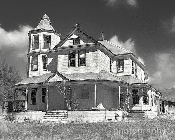 #761C - ABANDONED FARM HOUSE - BW (1:1.25)