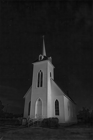 #773B - LITTLE SHASTA CHURCH UNDER STARRY SKY BW (8x12)