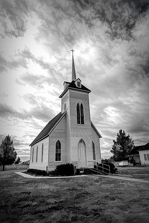 #785 - LITTLE SHASTA CHURCH BW (1:1.5)