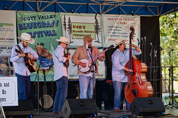 SNAP JACKSON AND THE KNOCK ON WOOD PLAYERS