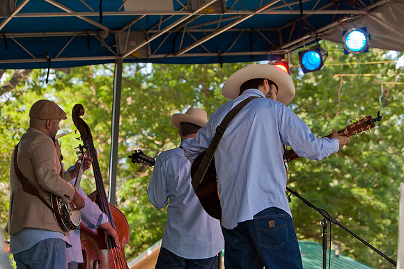SNAP JACKSON AND THE KNOCK ON WOOD PLAYERS
