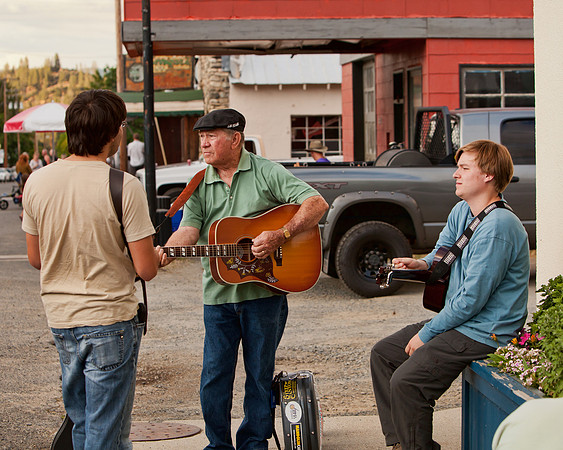 JAMMIN' ON MAIN