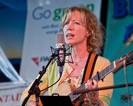 IMG_3331 SUSIE GLAZE & THE HILONESOME BAND (2)