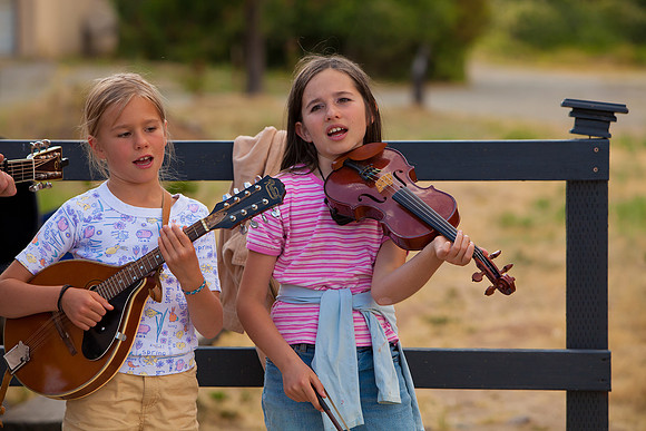 JAMMIN' ON MAIN