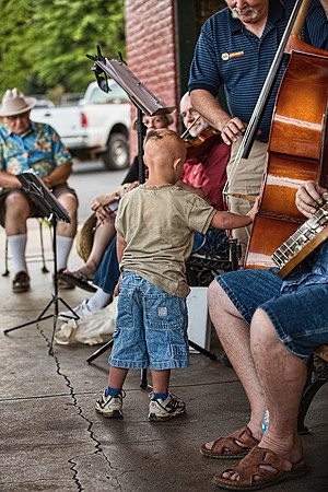 JAMMIN' ON MAIN -FEELING THE MUSIC