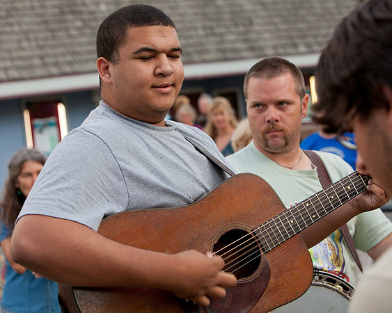 JAMMIN' ON MAIN
