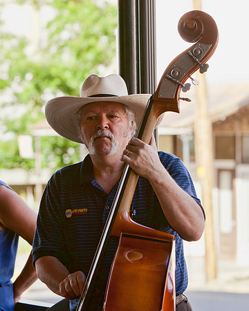JAMMIN' ON MAIN