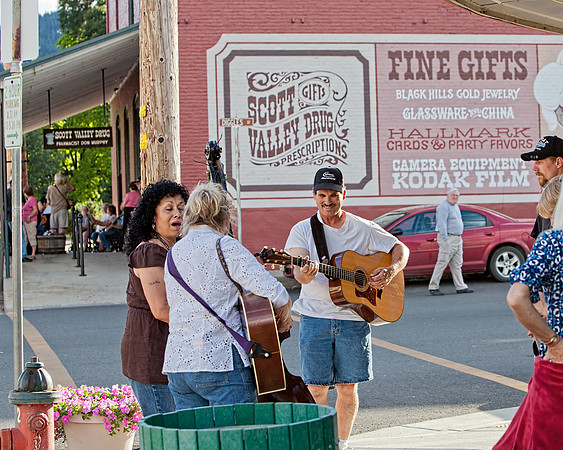 JAMMIN' ON MAIN
