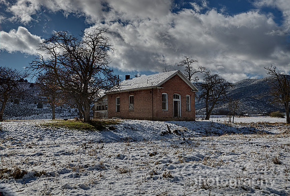 #416A - ABANDONED HOUSE IN SNOW HDR TD (1:1.5)