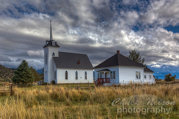 #551A - LITTLE SHASTA CHURCH HDR TDA (1:1.5)