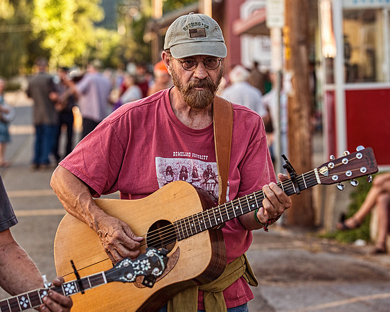 JAMMIN' ON MAIN