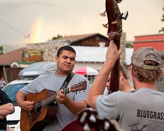 JAMMIN' ON MAIN