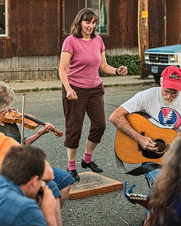JAMMIN' ON MAIN