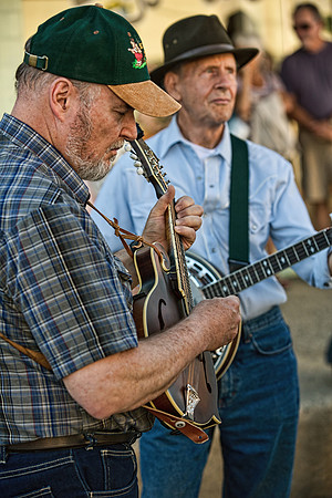 JAMMIN' ON MAIN