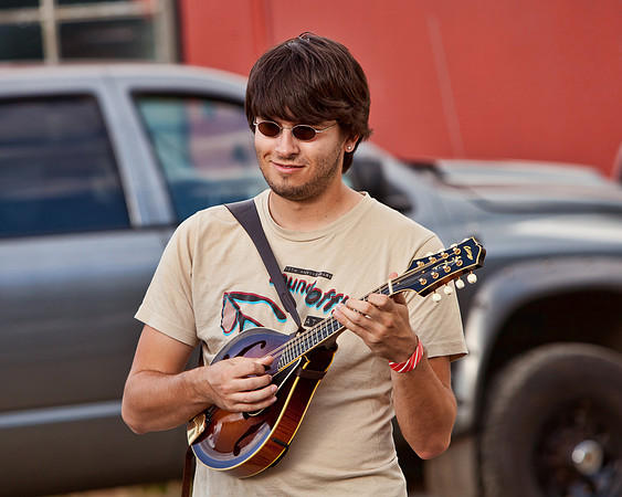 JAMMIN' ON MAIN