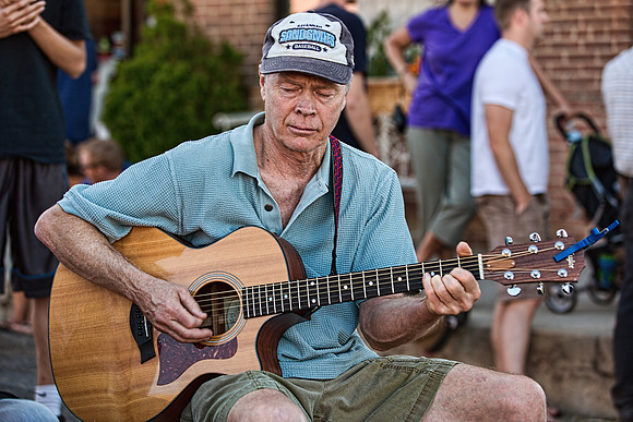 JAMMIN' ON MAIN